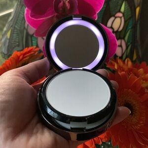 Mirabella Glow Universal Hyaluronic Pressed Powder with LED lit compact